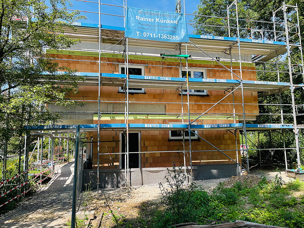 Das neue Terrarien- und Aufzuchthaus des Tierparks Nymphea mit den von der Roos Fenster und Haustüren GmbH eingebauten Fenstern
